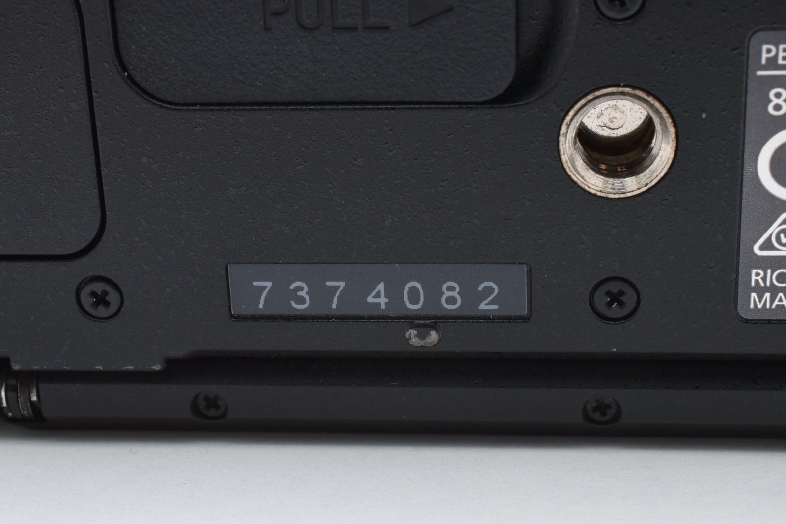 シャッター回数2946回！□極上品□ PENTAX KP ボディ ブラック - メルカリ