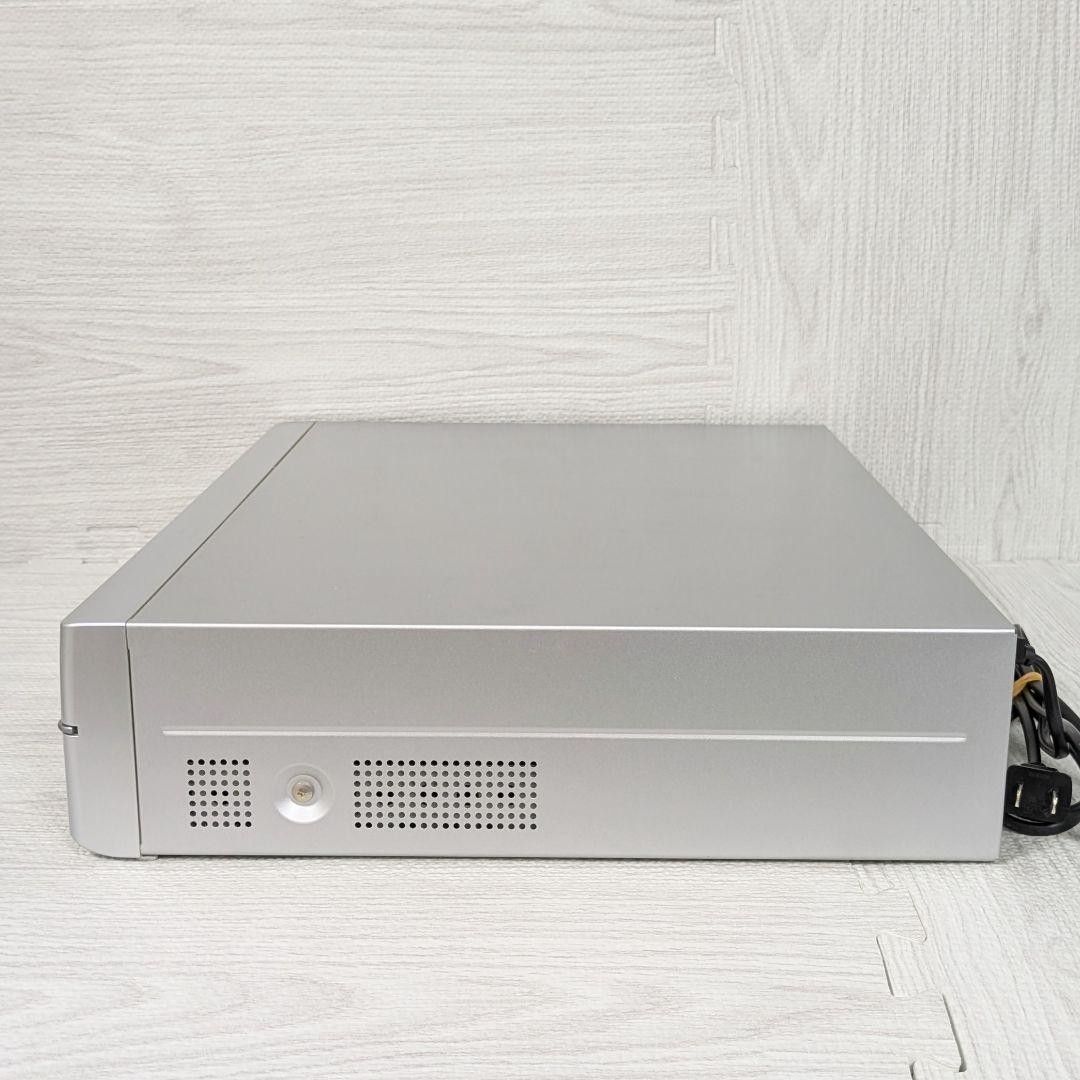 シャープ SHARP HDD搭載 DVD・VHS一体型レコーダー DV-TR11 2006年製