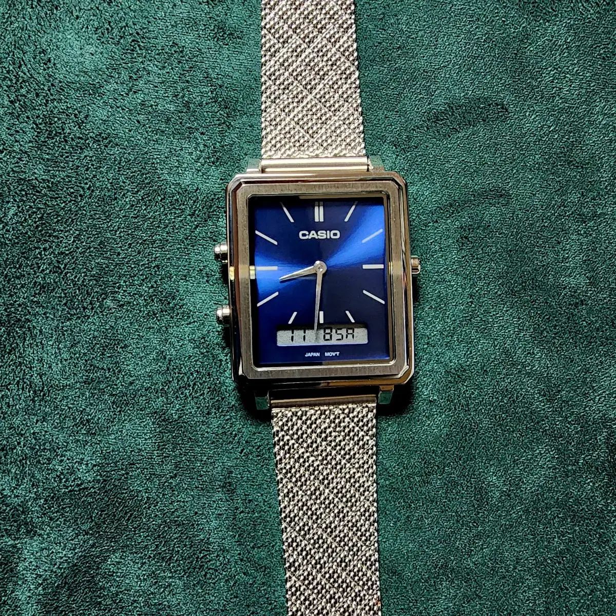 新モデル CASIO カシオ MTP-B205 デニム盤 アナデジ メンズ