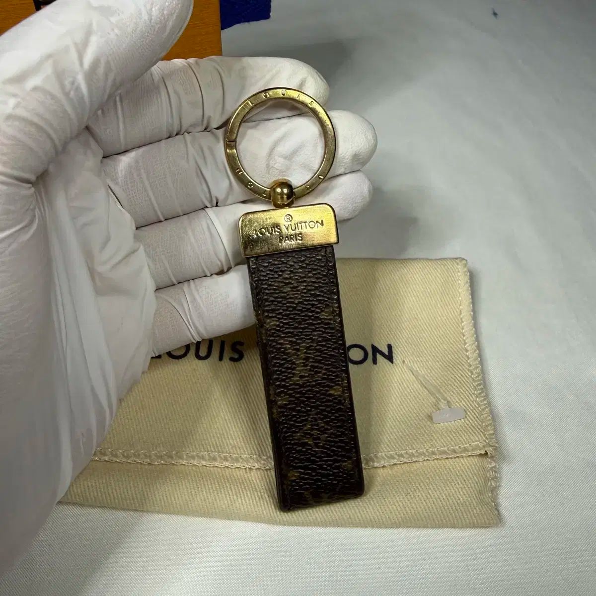 ルイヴィトン ドラゴンドゥ キーホルダー モノグラム チャーム キーリング