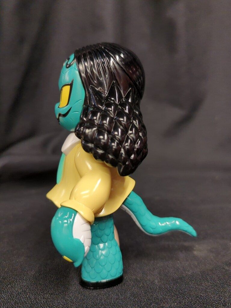 GRAPE BRAIN 蜷局少女みみみちゃん 服レモンイエロー/エメラルド