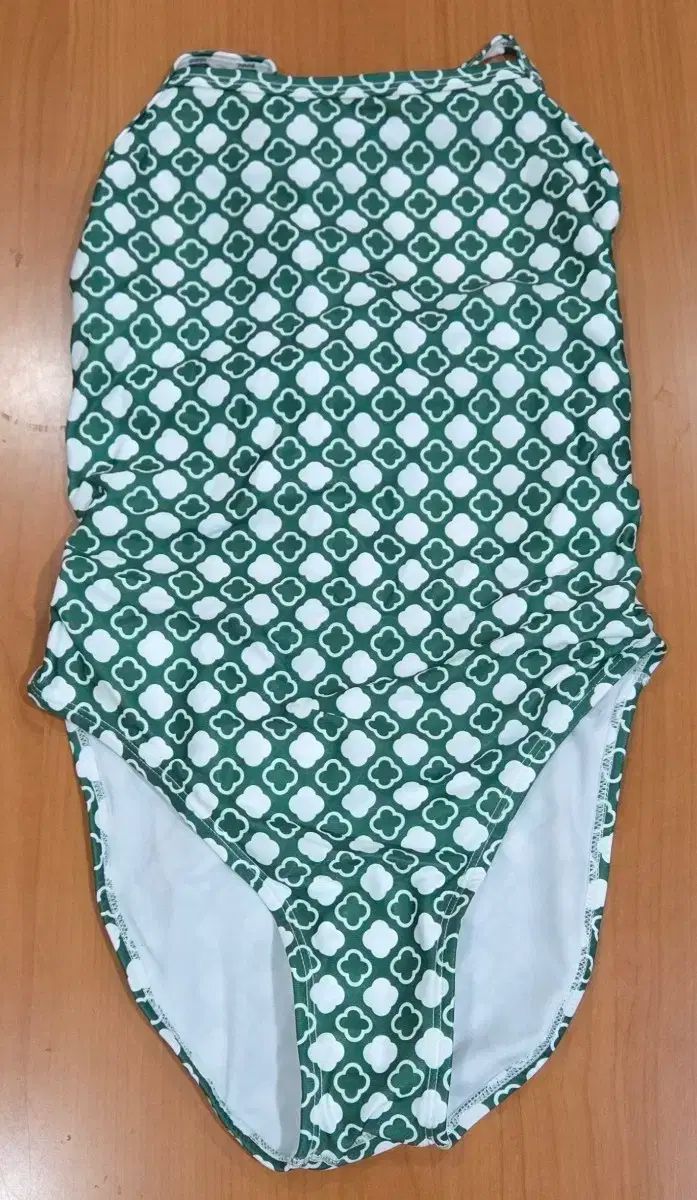 フールTIME クローバ Lサイズ 水着
