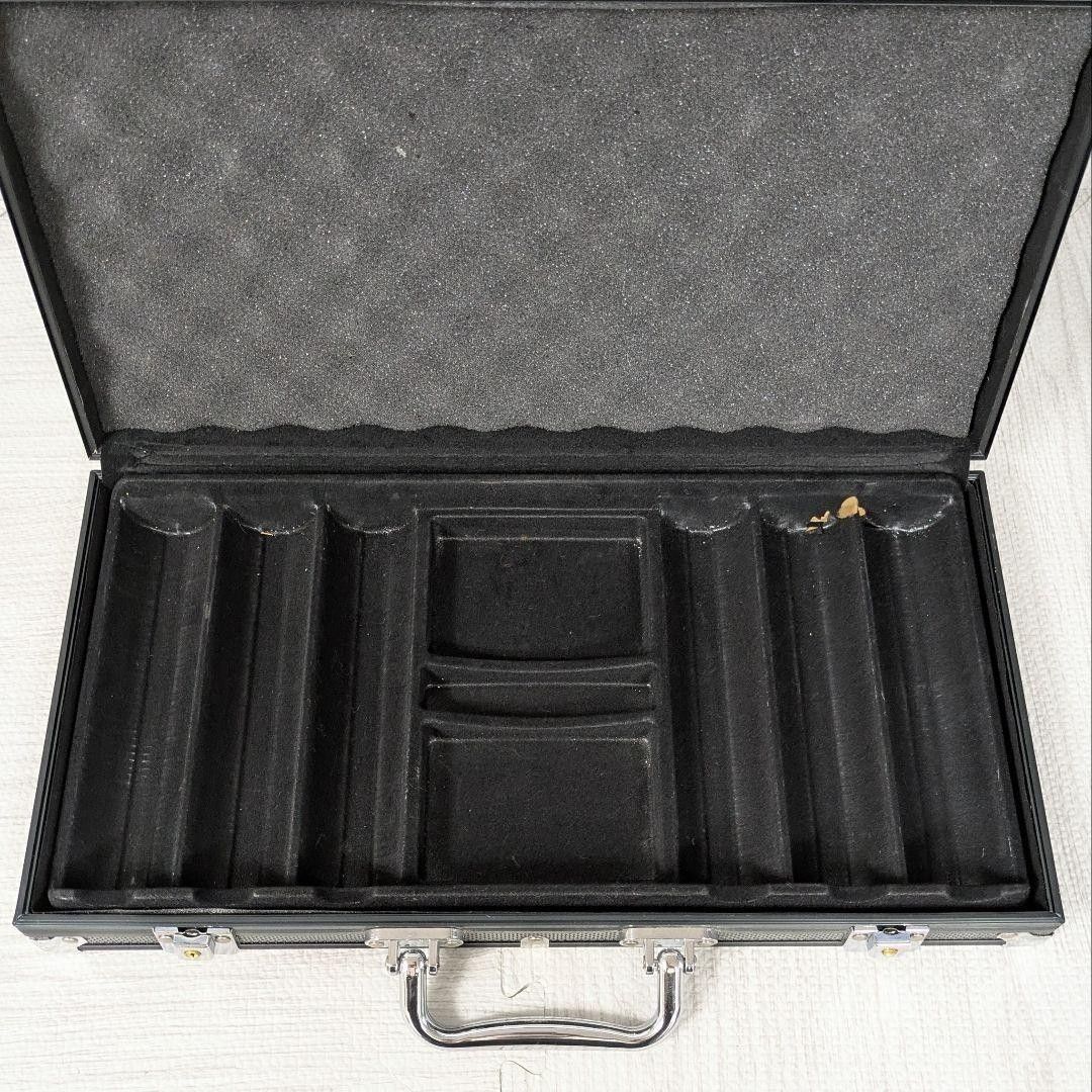 ULTIMATE POKER 300ピース アルティメットポーカーチップセット