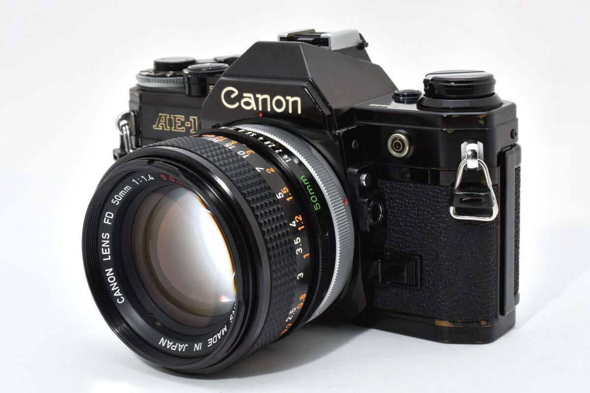 モルト交換済 キヤノン Canon AE-1 ブラック ボディ FD 50mm F1.4 S.S.C. フィルム一眼 W1144 AW2549