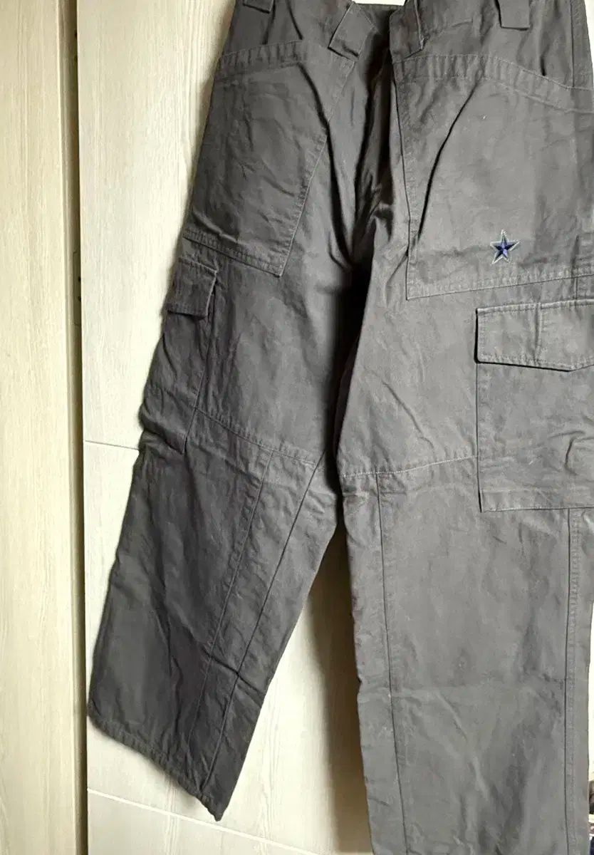 Hatchingroom スターファティーグパンツ チャコール 4