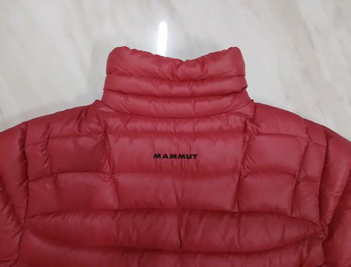 ユニセックス 軽量ダウン