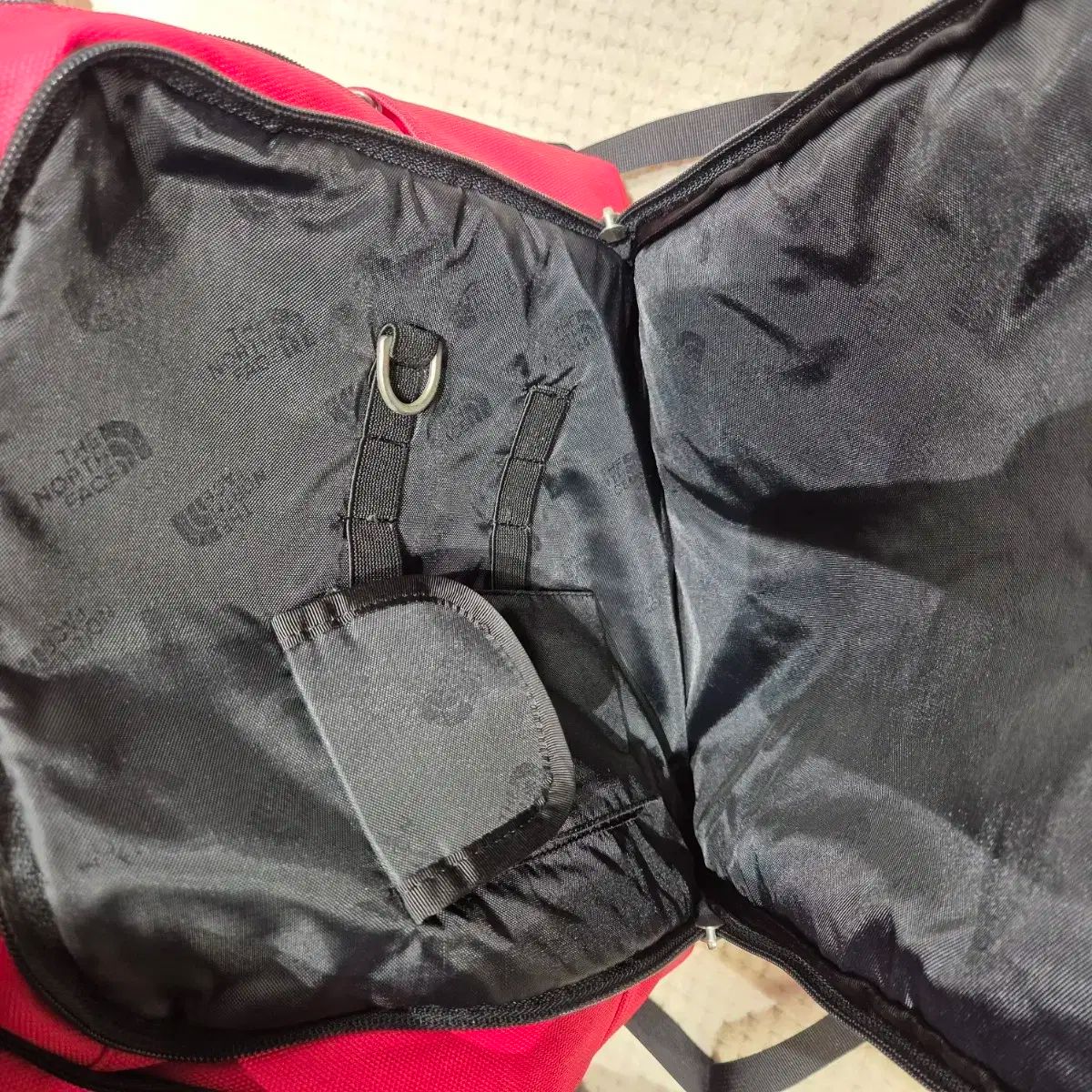 THE NORTH FACE レッド バックパック バッグ