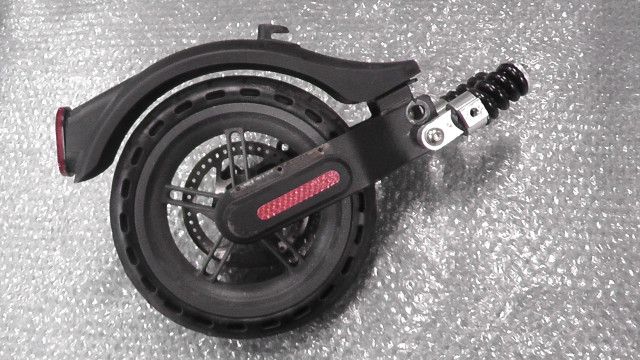 exs 1 TKG xxx の リア タイヤ フェンダー