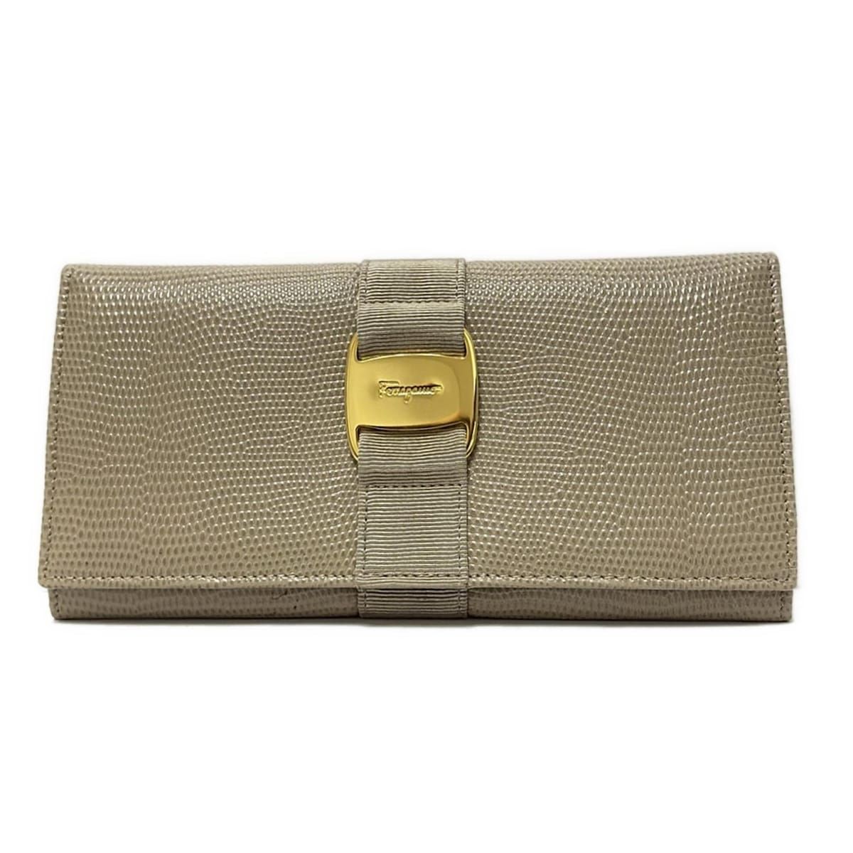 FERRAGAMO SalvatoreFerragamo サルバトーレフェラガモ 長財布 ヴァラ ベージュ 型押し加工 レザー