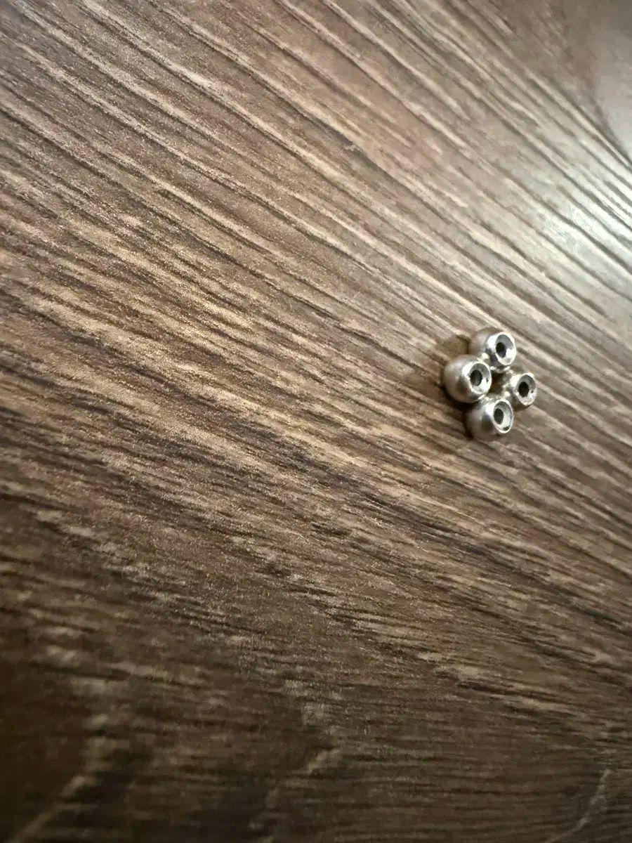 ゴーロスDY用 シルバービーズ 4個