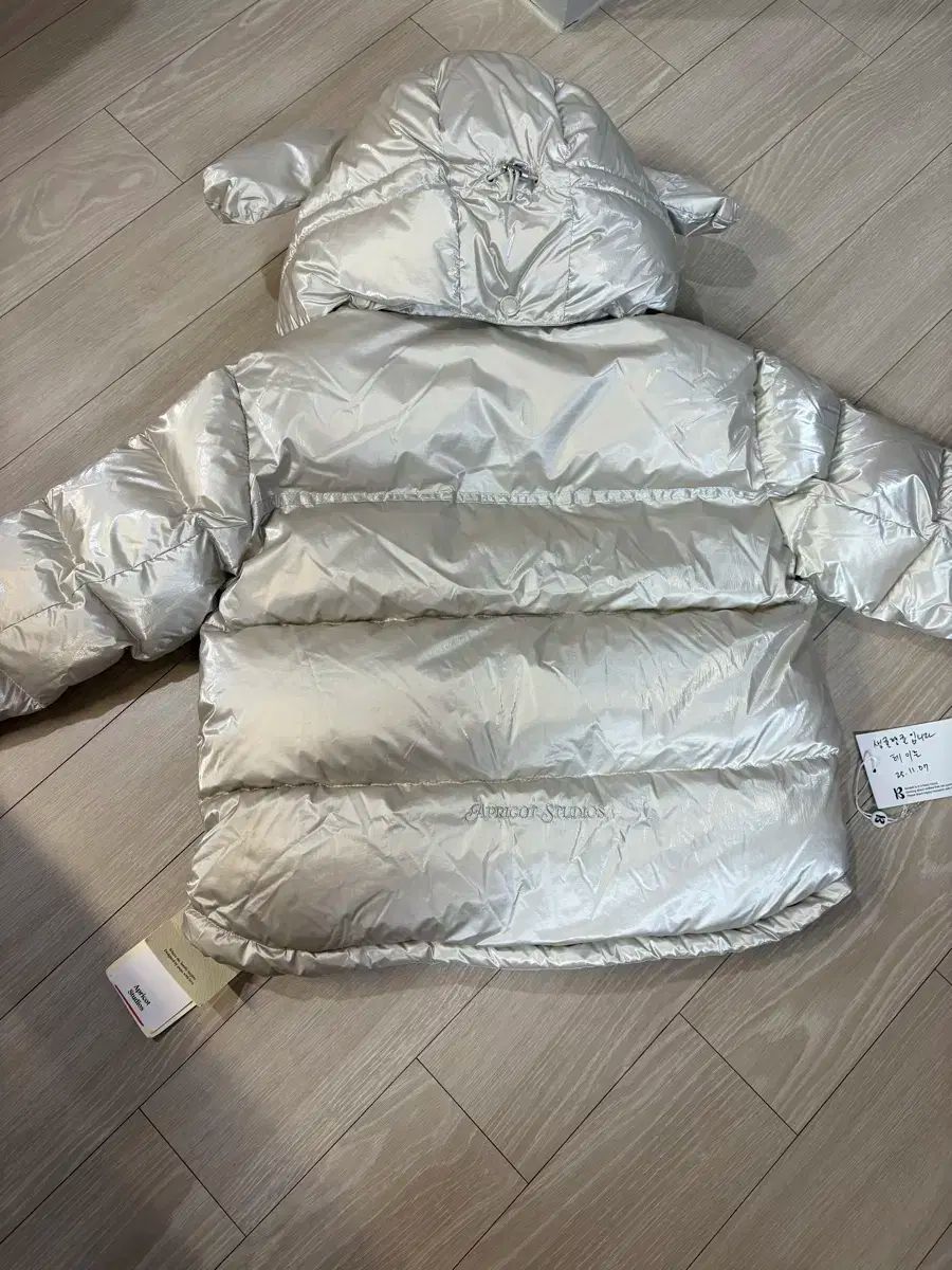 アプリコットスタジオ トゥーベア シルバー 120 2025中国バージョン