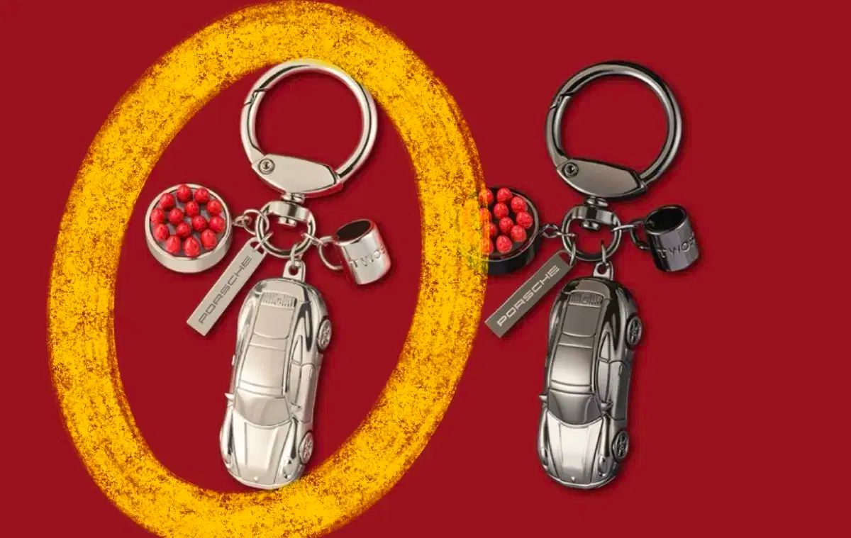 トゥサムプレイス ポルシェ キーホルダー シルバー