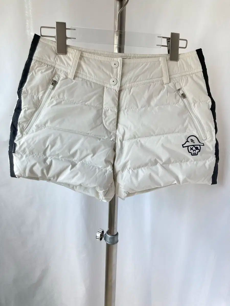 パーリーゲイツ レディース キルティング グース ショート パンツ 白