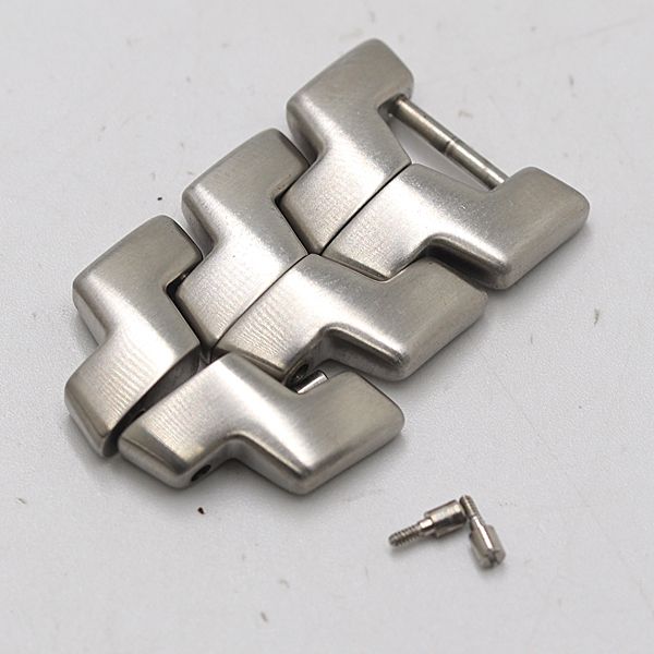 タグホイヤー リンク WJF2110 純正コマ 3コマ シルバーカラー 18mm タグホイヤー リンク WJF2110 純正コマ 3コマ シルバーカラー 18mm