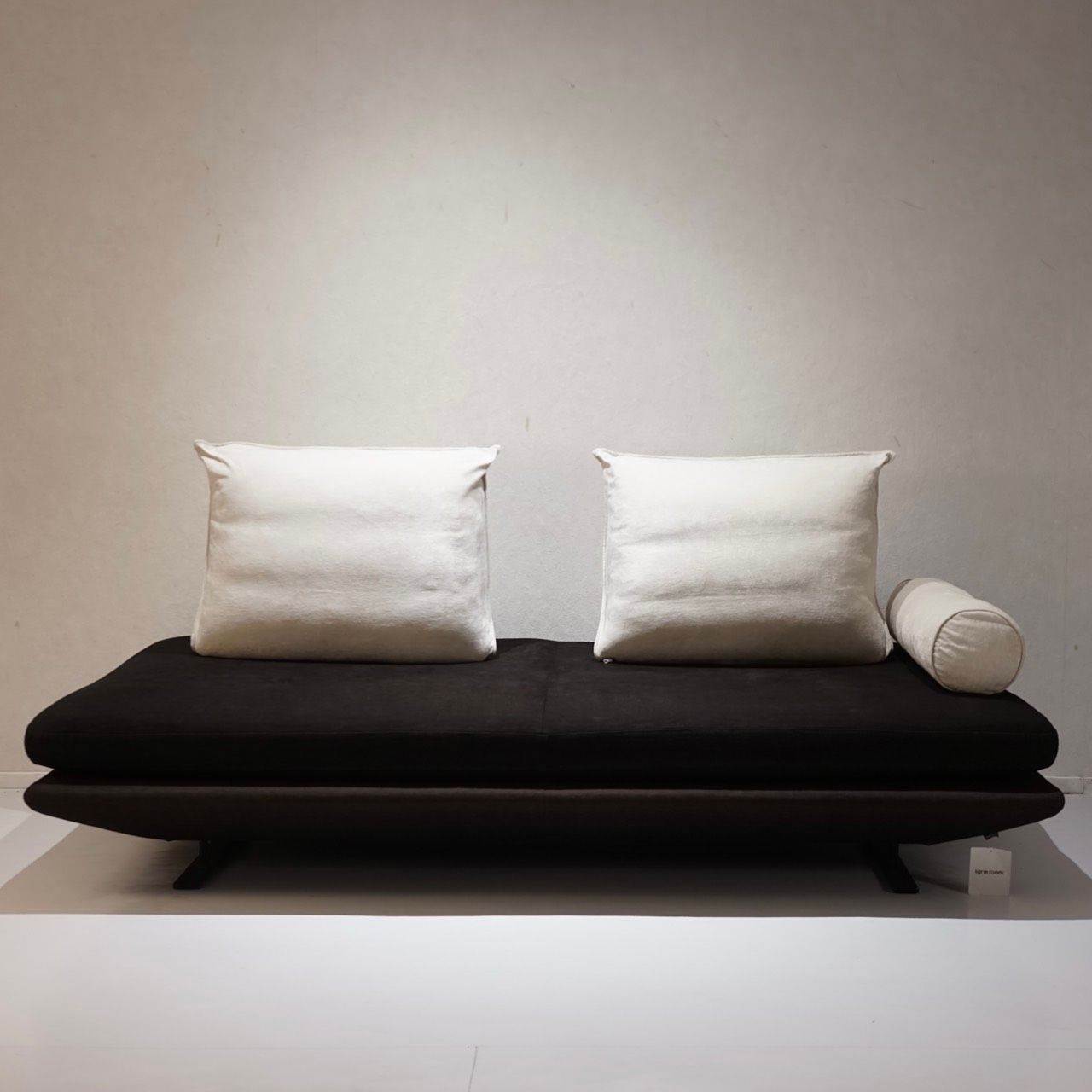 ligne roset リーンロゼ ROSETPrado ロゼプラド 3人掛け ソファ 3Pソファ ファブリック モダン ラグジュアリー ホテルライク 洗濯可能カバー 2人掛け 3人掛けソファ ソファ ソファベッド