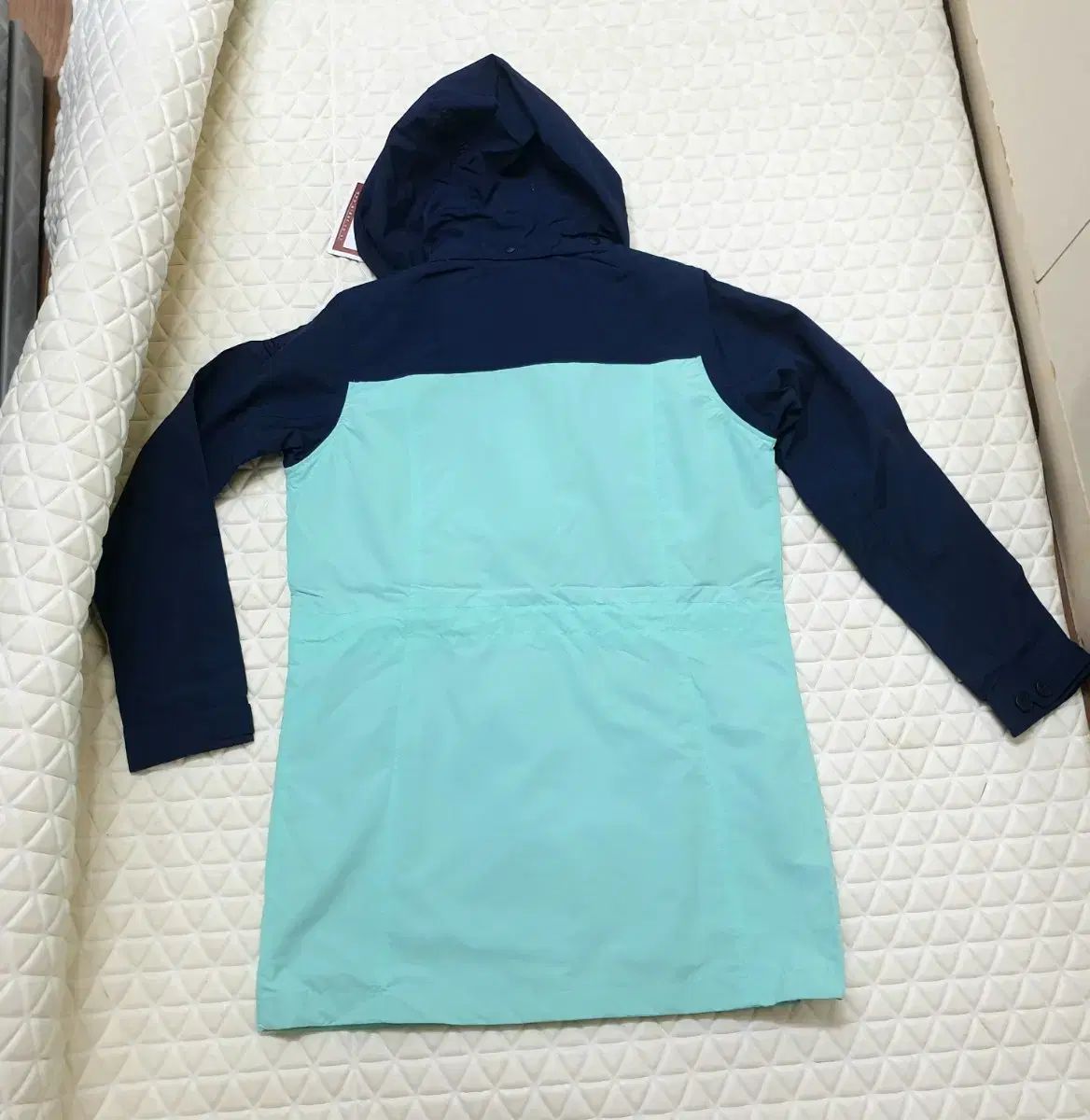 マウンテンパーカー