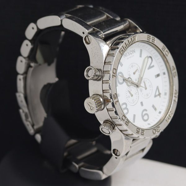 ニクソン 51-30 QZ 白文字盤 ビッグフェイス クロノグラフ デイト