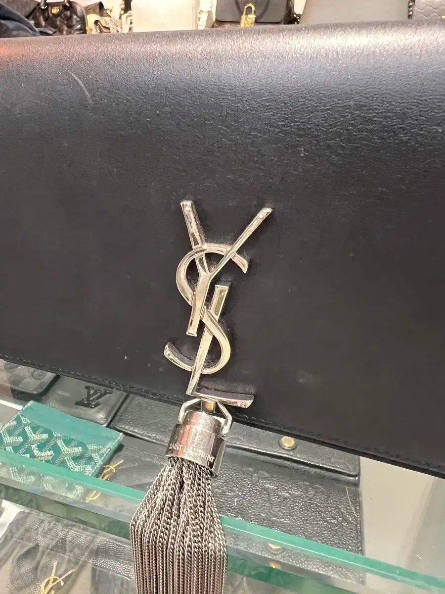 452159 YVES SAINT LAURENT イヴ サンローラン タッセル ケイト woc チェーン クロスバッグ ブラック シルバー