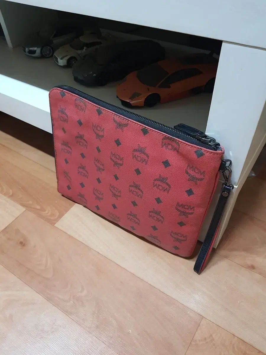 MCM エム シー エム ポーチ クラッチバッグ