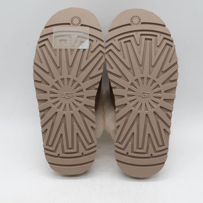 アグ スリッポン