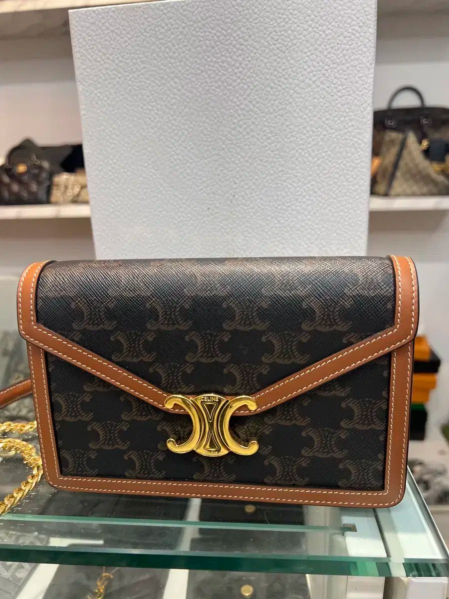 セリーヌ woc マーゴ トリオンフ トリオンフ チェーンバッグ