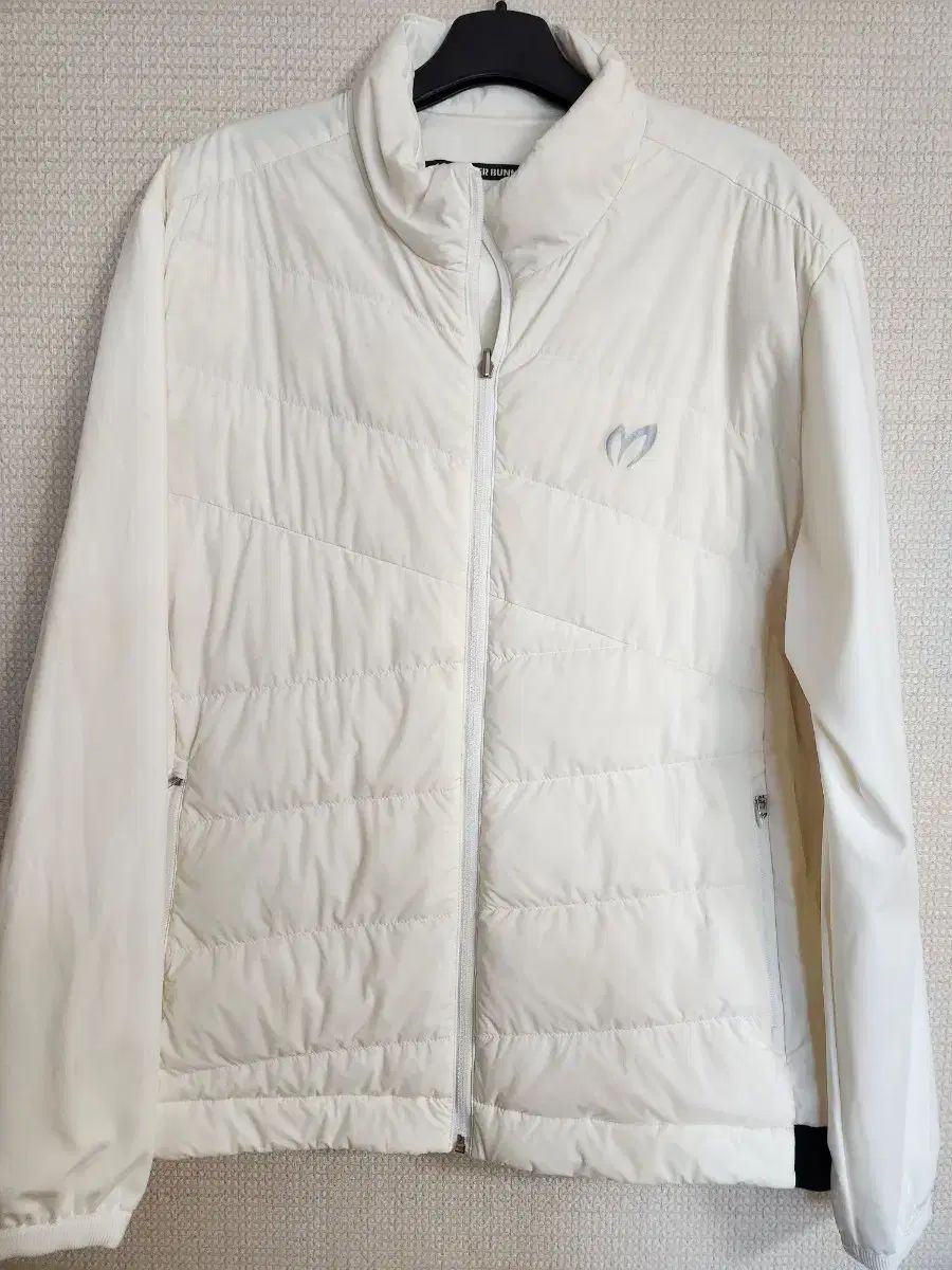 マスターバニーエディショングースダウンリバーシブル