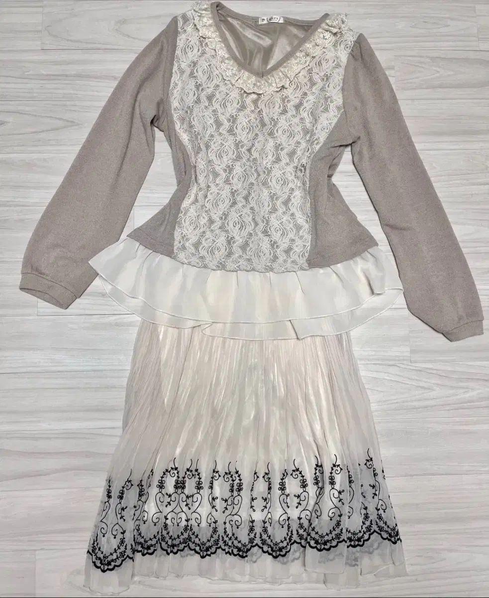 着用画像あり フェアリー ヴィンテージ 上下セット