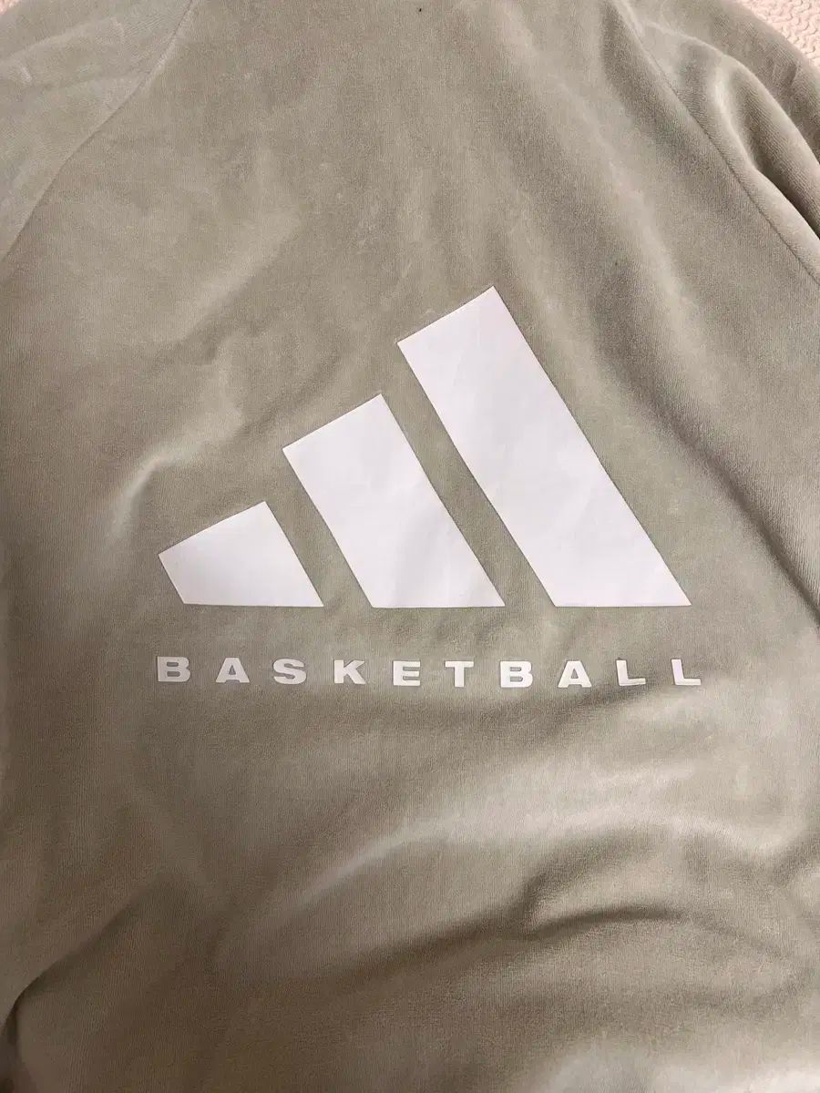 XL アディダス バスケットボール ツアーベルベット フーディー