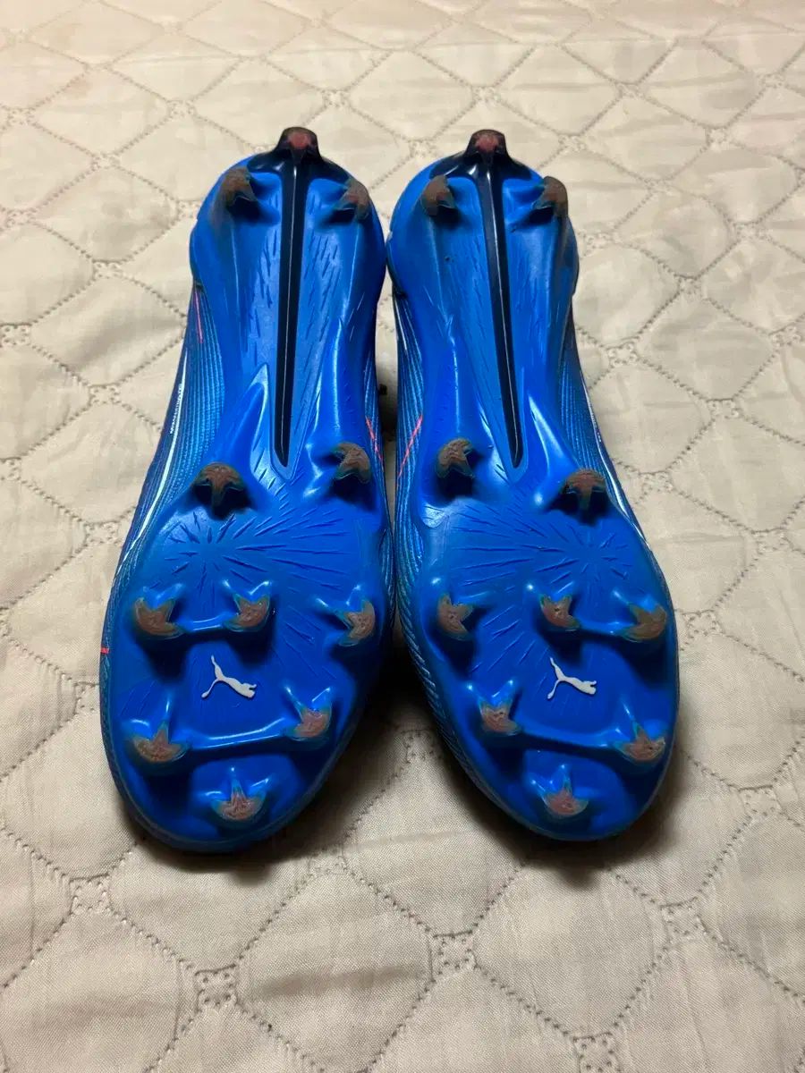  -250- プーマ ウルトラ FG サッカーボール サッカー フットサル