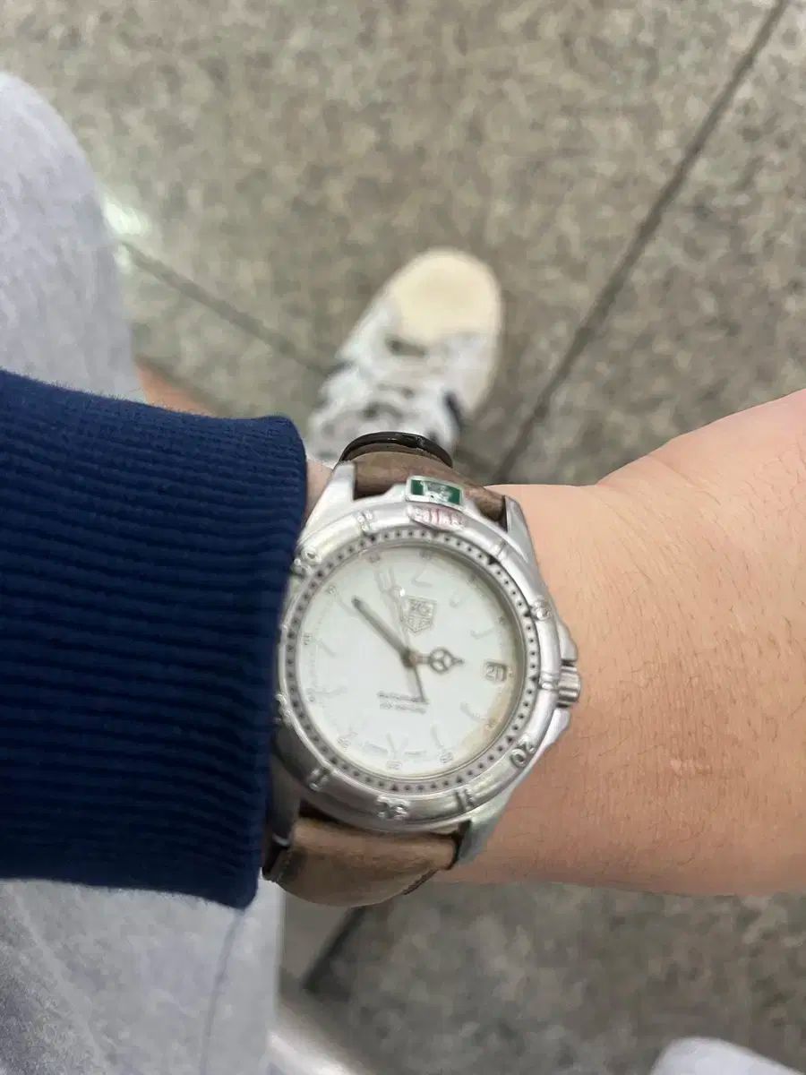 タグ ホイヤー 4000 Tag Heuer 200m 白 ダイアル オートマチック