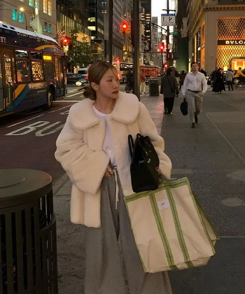 アウトフィット 엠버쥬쥬 アウトフィット シアーリング ファージャケット