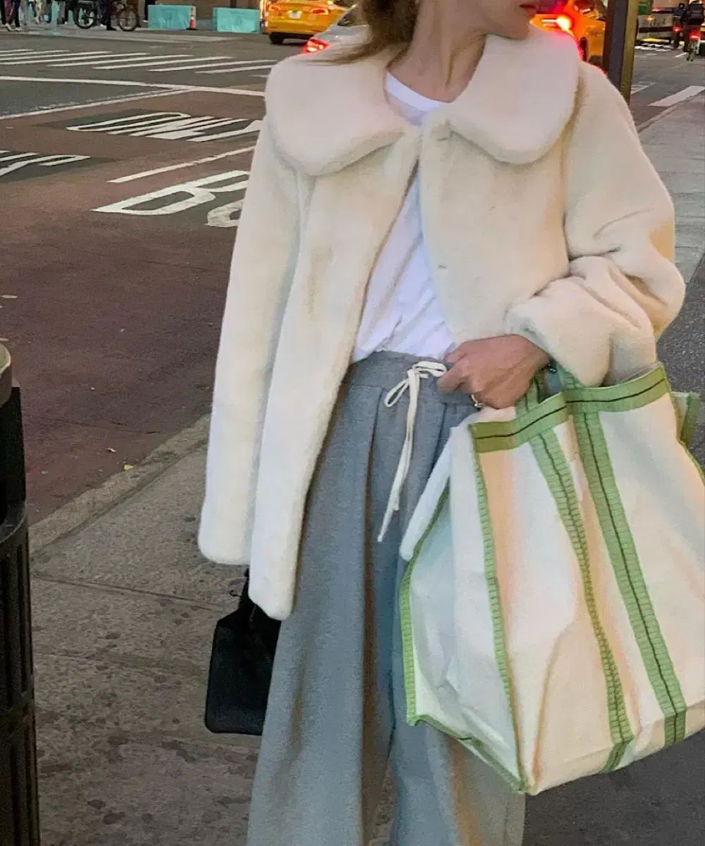 アウトフィット 엠버쥬쥬 アウトフィット シアーリング ファージャケット