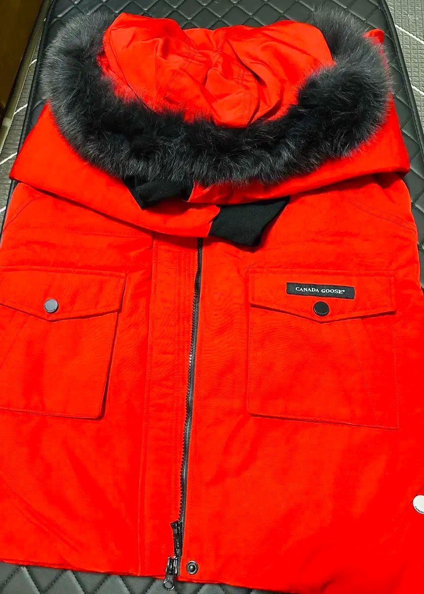 Canada Goose カナダグース キッズ ダウン