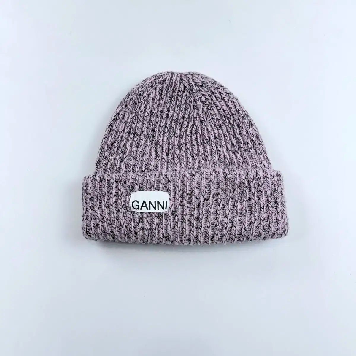 GANNI オーバーサイズ ウール ビーニー ライラック サシェ