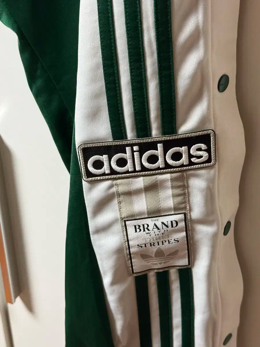 アディダス アディブレーク パンツ サイズS