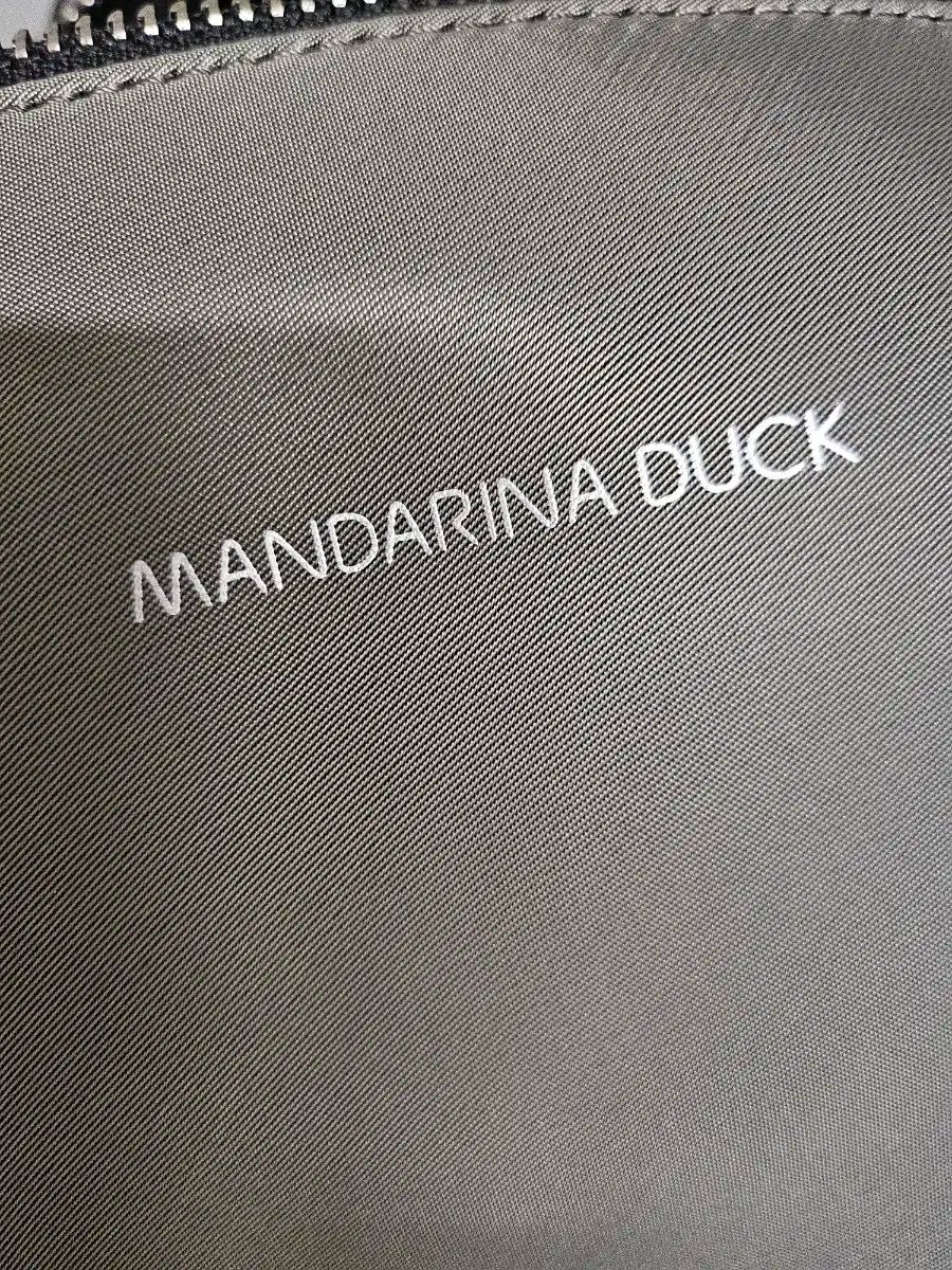 マンダリナダック