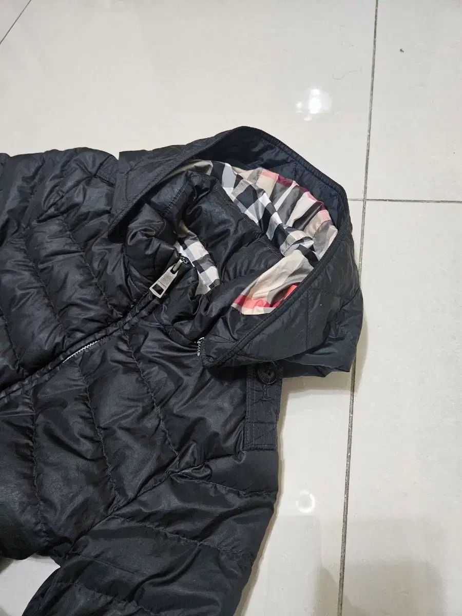 ブランド バーバリーキッズ ダウン