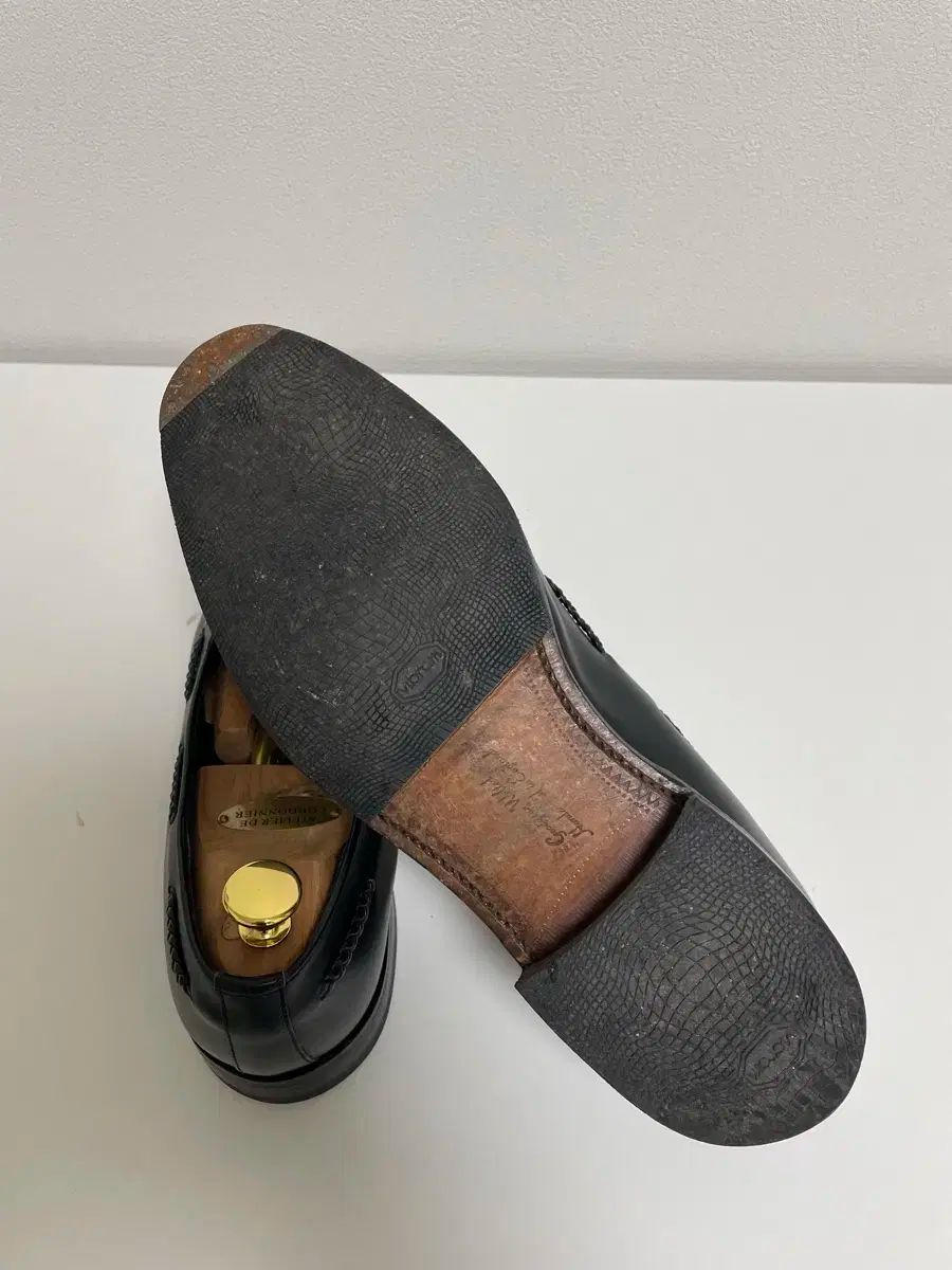 タッセルローファー ブラック