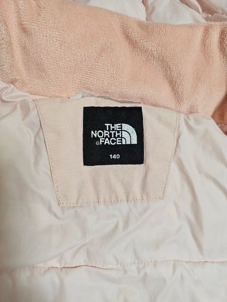 THE NORTH FACE ザノースフェイス キッズ ダウン 140