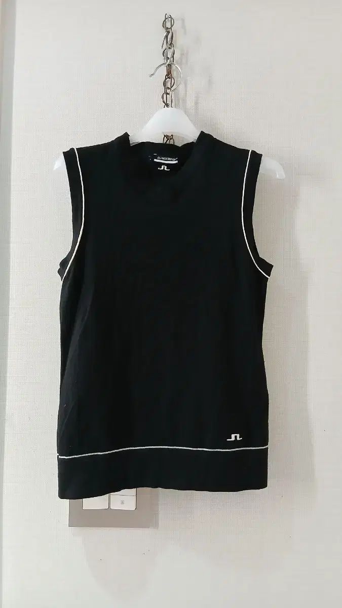 J LINDEBERG レディース ニット ベスト