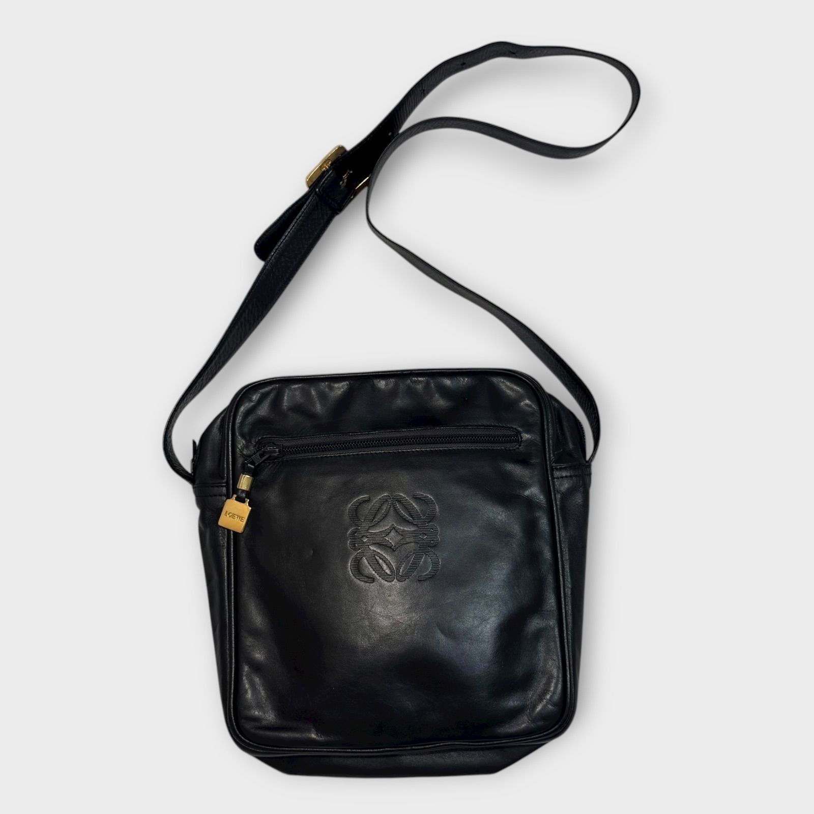 LOEWE Vintage Anagram Leather Shoulder Bag LOEWE ロエベ アナグラム レザー ショルダーバッグ 黒 ヴィンテージ 男女兼用 斜め掛け