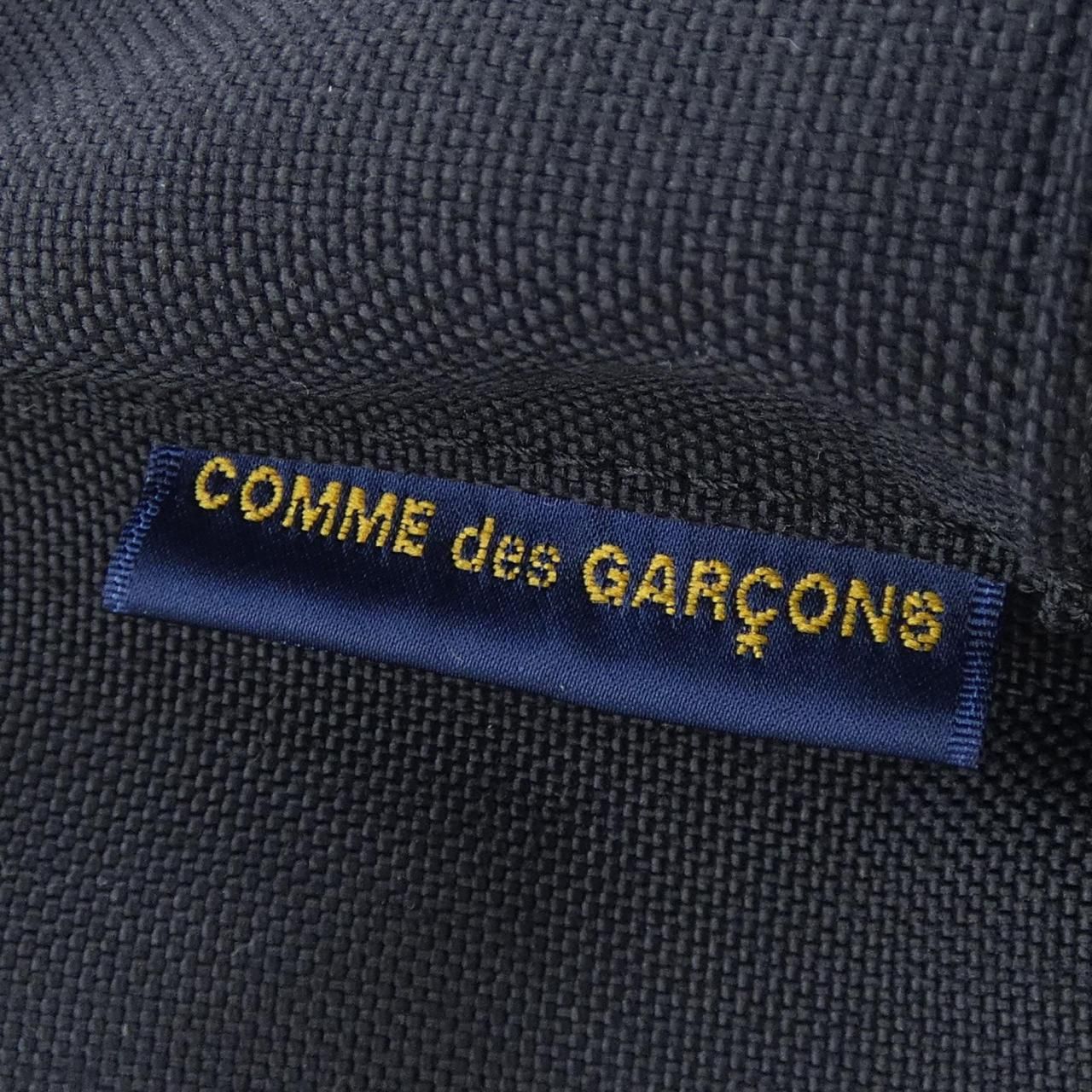 COMME