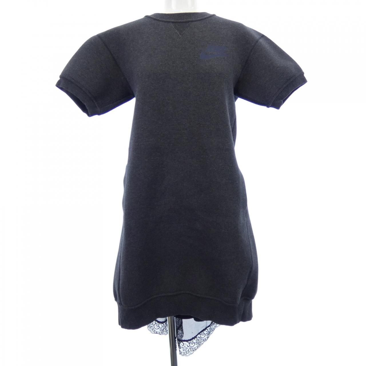 ナイキサカイ NIKE×SACAI 716913-010 ワンピース