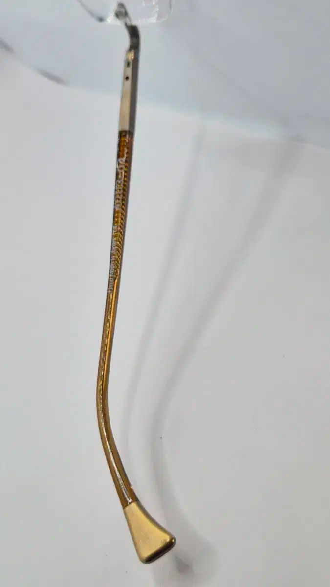 フチなし メガネ