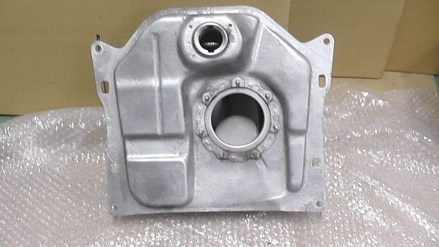 スマートディオZ 4 AF 63 1006 xxx の タンク