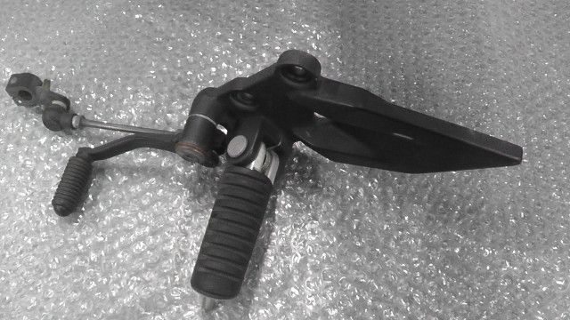 ニンジャ Ninja 250 R EX K の シフトペダル ステップ