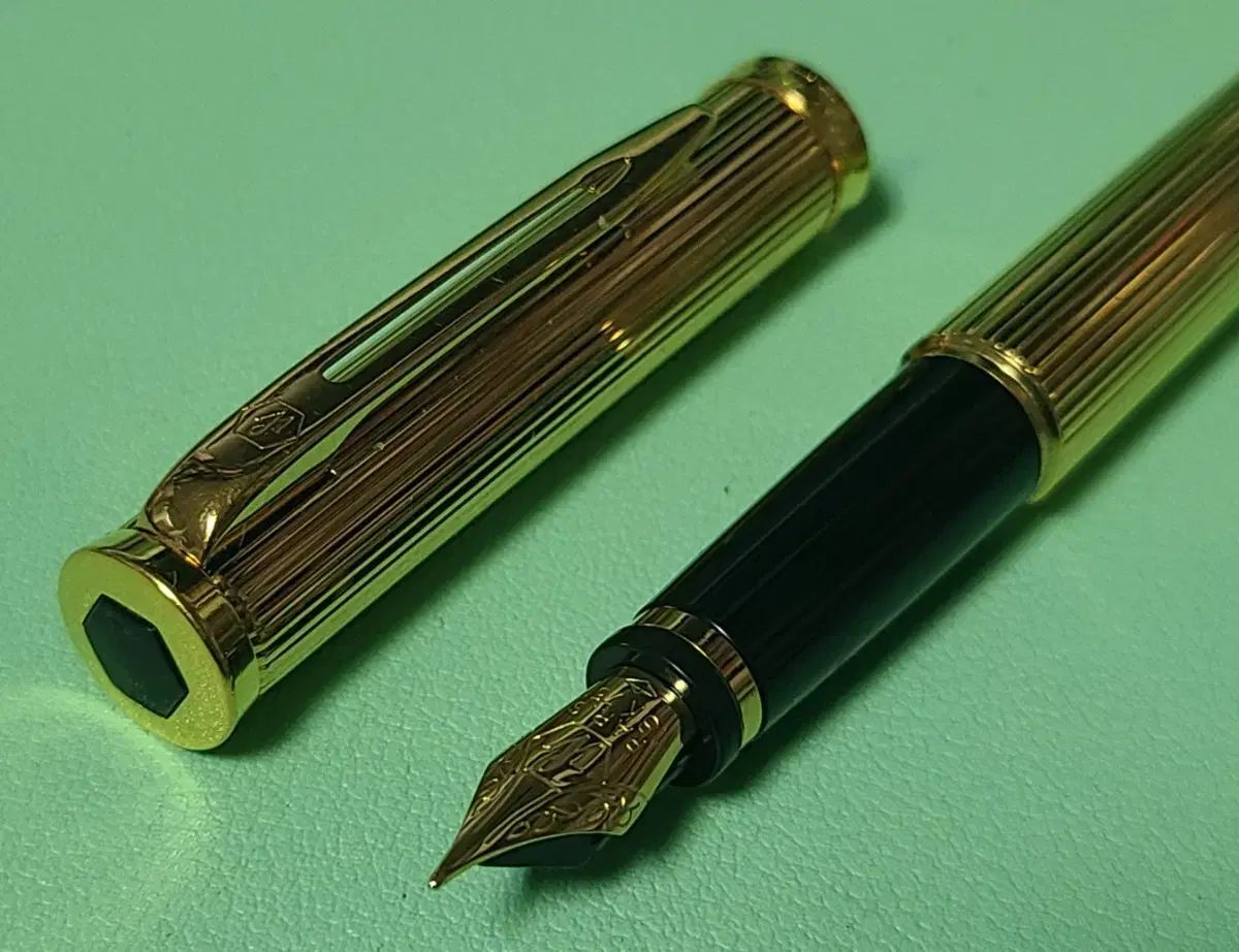 ウォーターマン フリーフェイス 18 K 万年筆