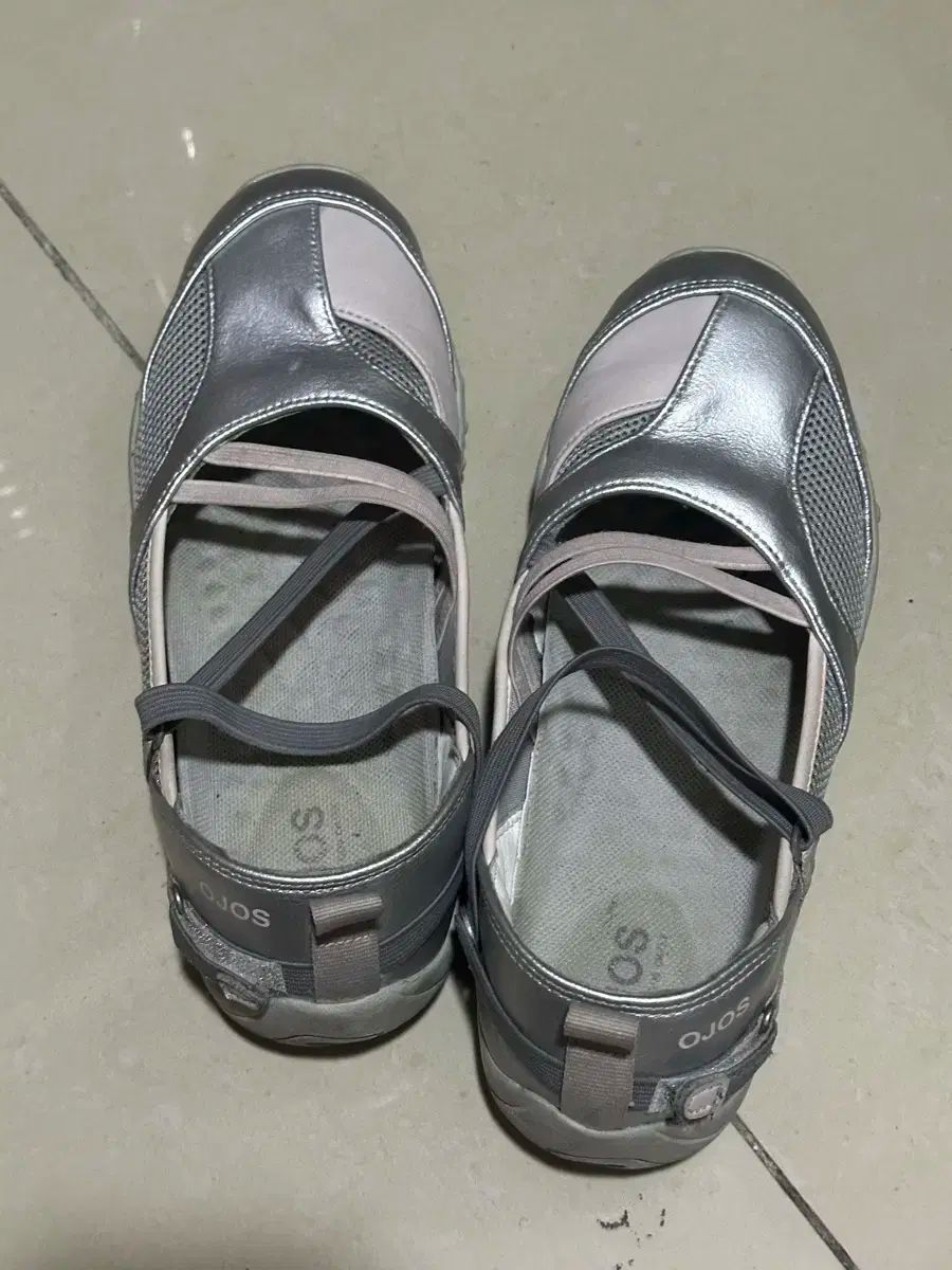 OJOS トウシューズ