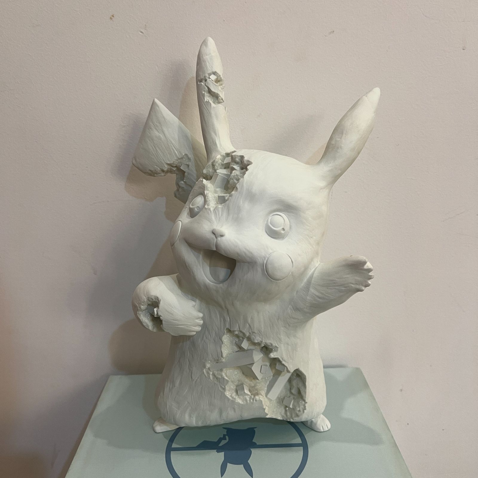 Daniel Arsham × Pokémonダニエルアーシャム ピカチュー　青 Daniel Arsham × Pokémonダニエルアーシャム ピカチュー 青 - メルカリ