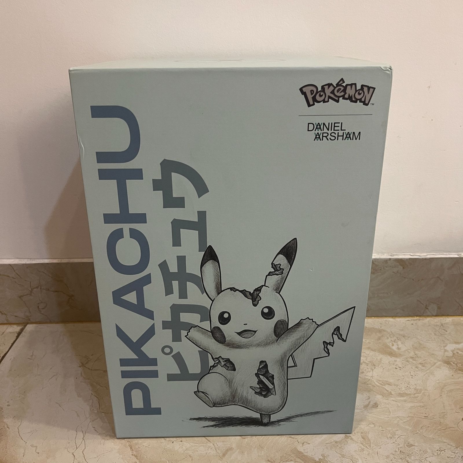 Daniel Arsham × Pokémonダニエルアーシャム ピカチュー 青 - メルカリ